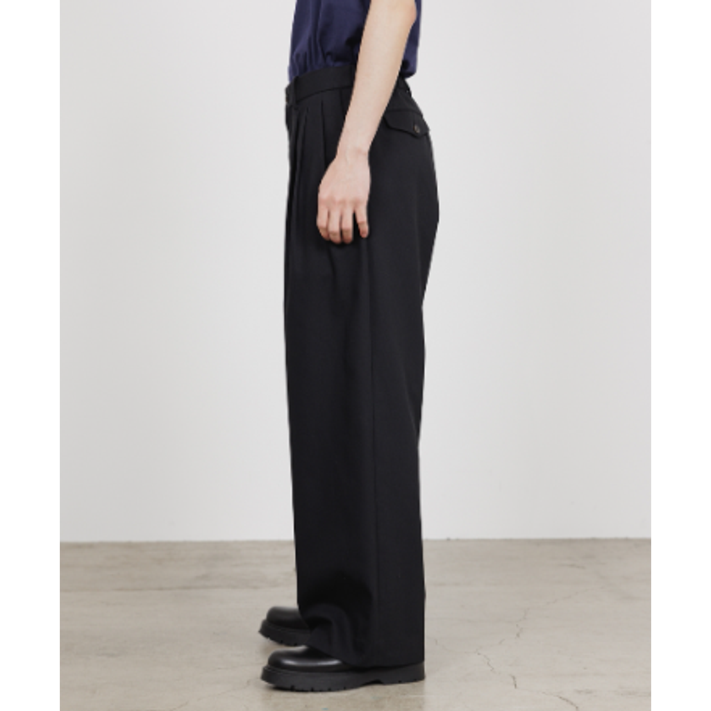 【予約商品】MARKAWARE  TRIPLE PLEATED WIDE TROUSERS