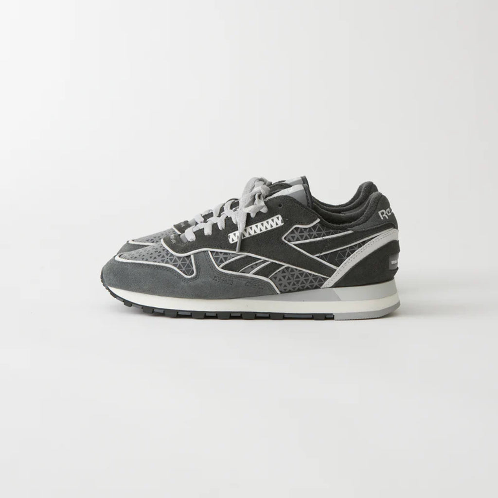 WHITE MOUNTAINEERING  WM × REEBOK 'CLASSIC LEATHER'