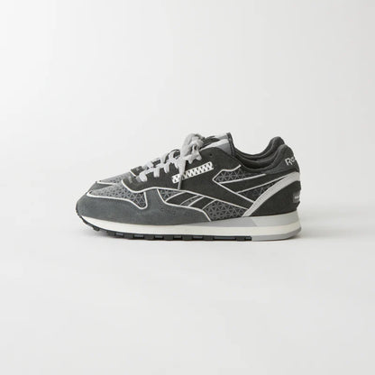 WHITE MOUNTAINEERING  WM × REEBOK 'CLASSIC LEATHER'