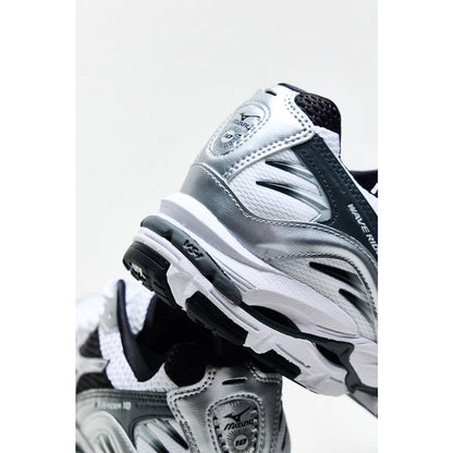 MIZUNO WAVE RIDER 10(ホワイト×ブラック×シルバー)
