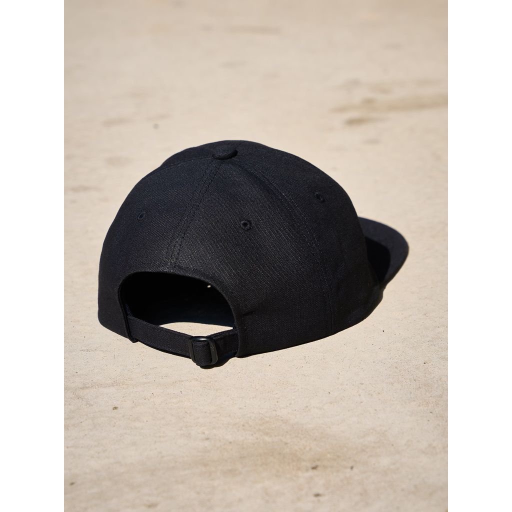 GARBAGE HARD BRIM 6 PANEL CAP LOW (SOLIDARITY)