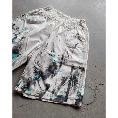 VOO URL PAINTED SHORTS