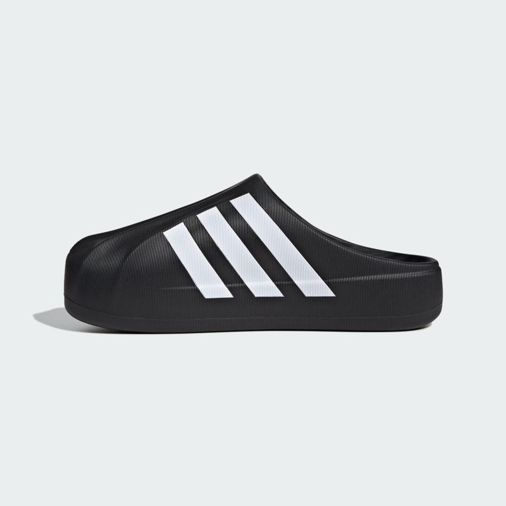 adidas originals SST MULE コアブラック/フットウェアホワイト/フットウェアホワイト