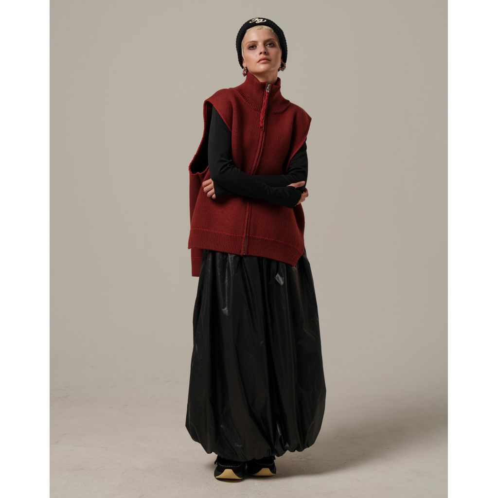 AMBERGLEAM Fringe knit Vest – MAROON WEBSTORE