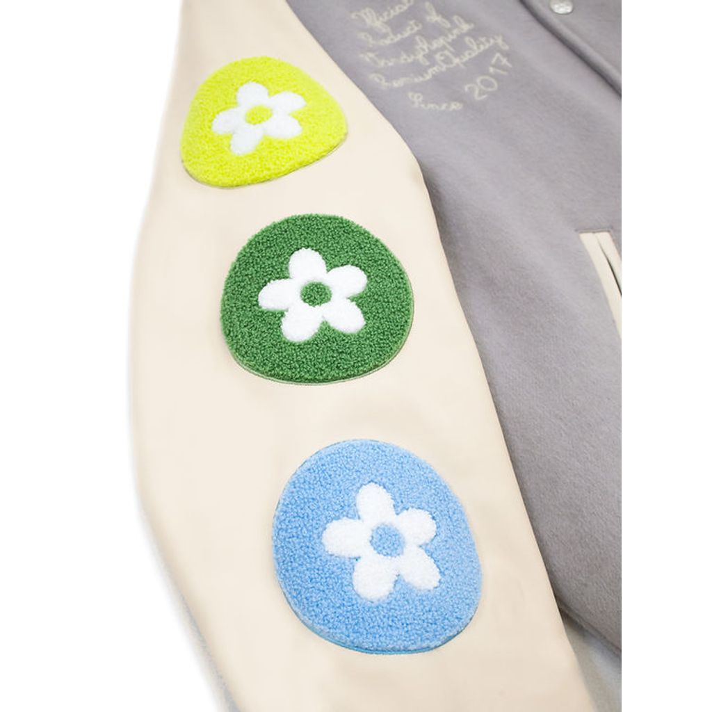 VANDY THE PINK VTECH GOODS VARSITY（GREY/MULTI）