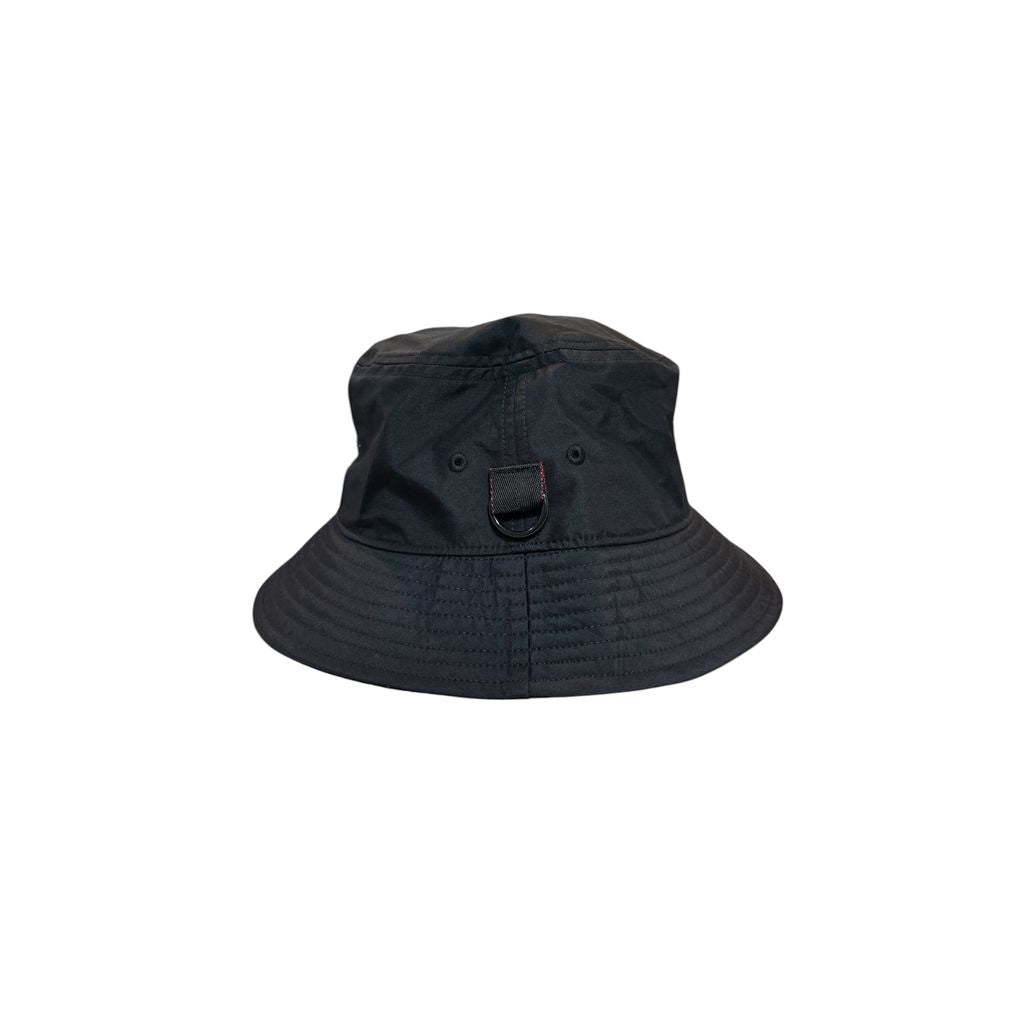 COMME des GARCONS HOMME 「BRIEFING」W-NAME CdG LOGO BUCKET HAT