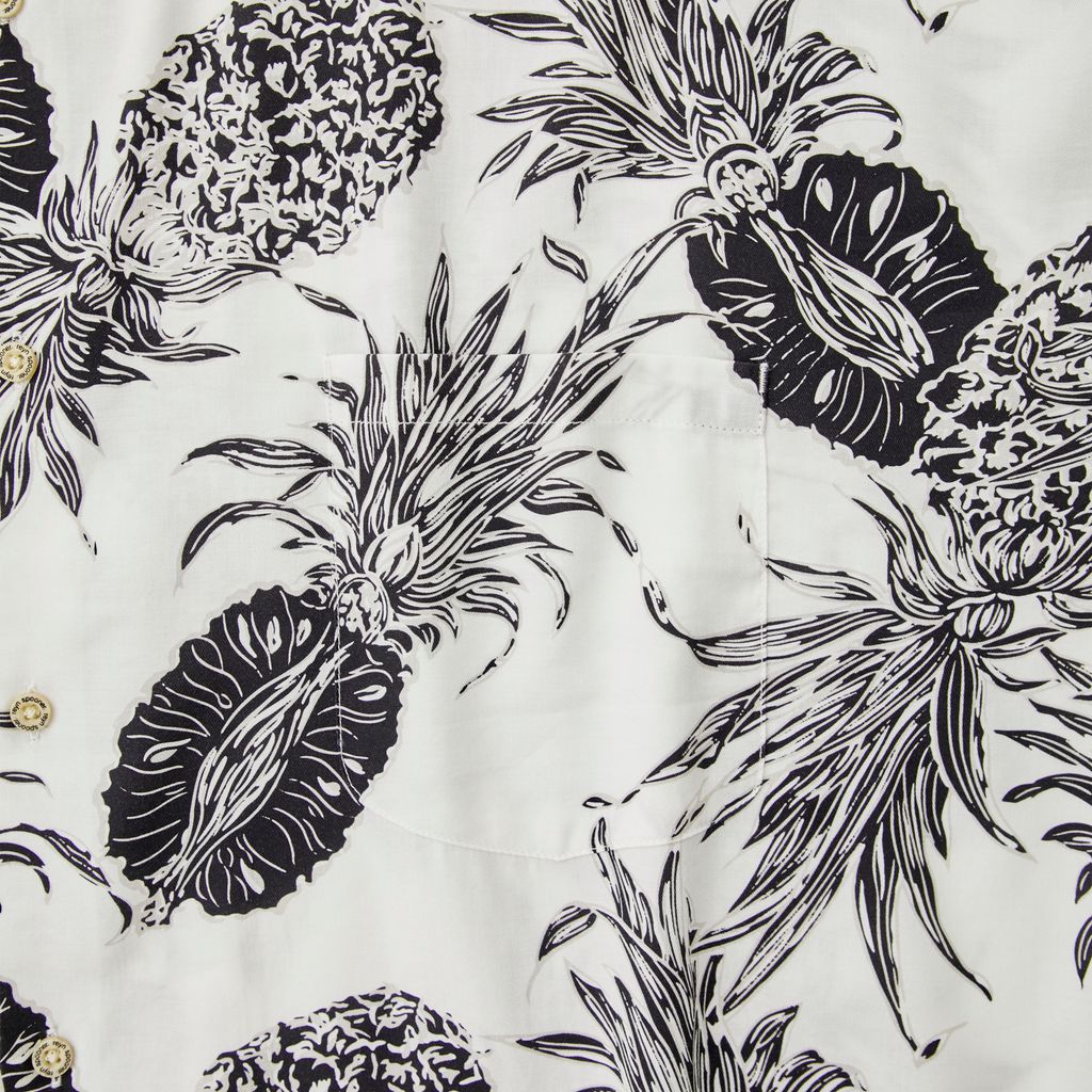 MAGIC STICK 2FACE CHILLIN HAWAIIAN SHIRT by Reyn Spooner