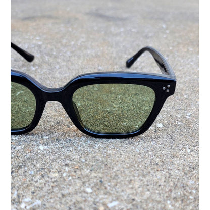 VOO CLEVER SQUARE（ブラック×グリーンレンズ）