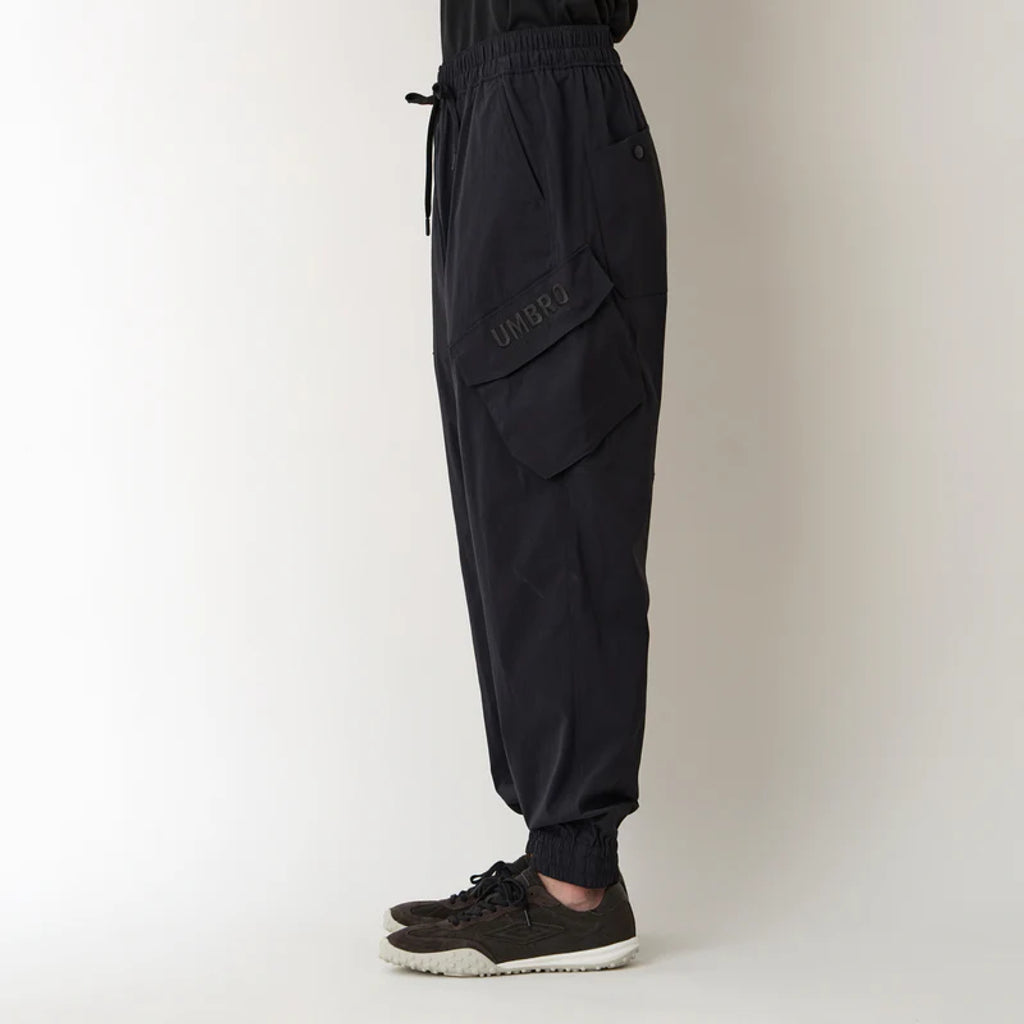 WHITE MOUNTAINEERING WM×UMBRO EASY CARGO PANTS