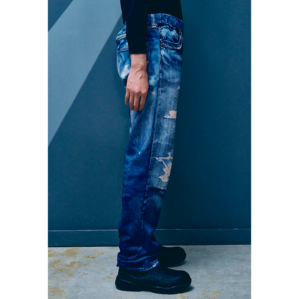 TALKING ABOUT THE ABSTRACTION DENIM PRINT STRIGHT PT