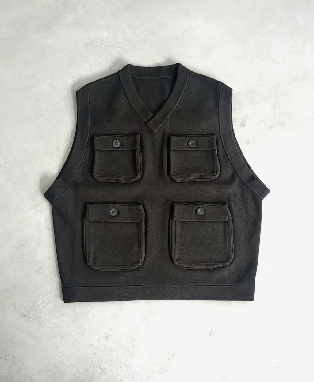 VOO × AMBERGLEAM Fisherman Knit Vest