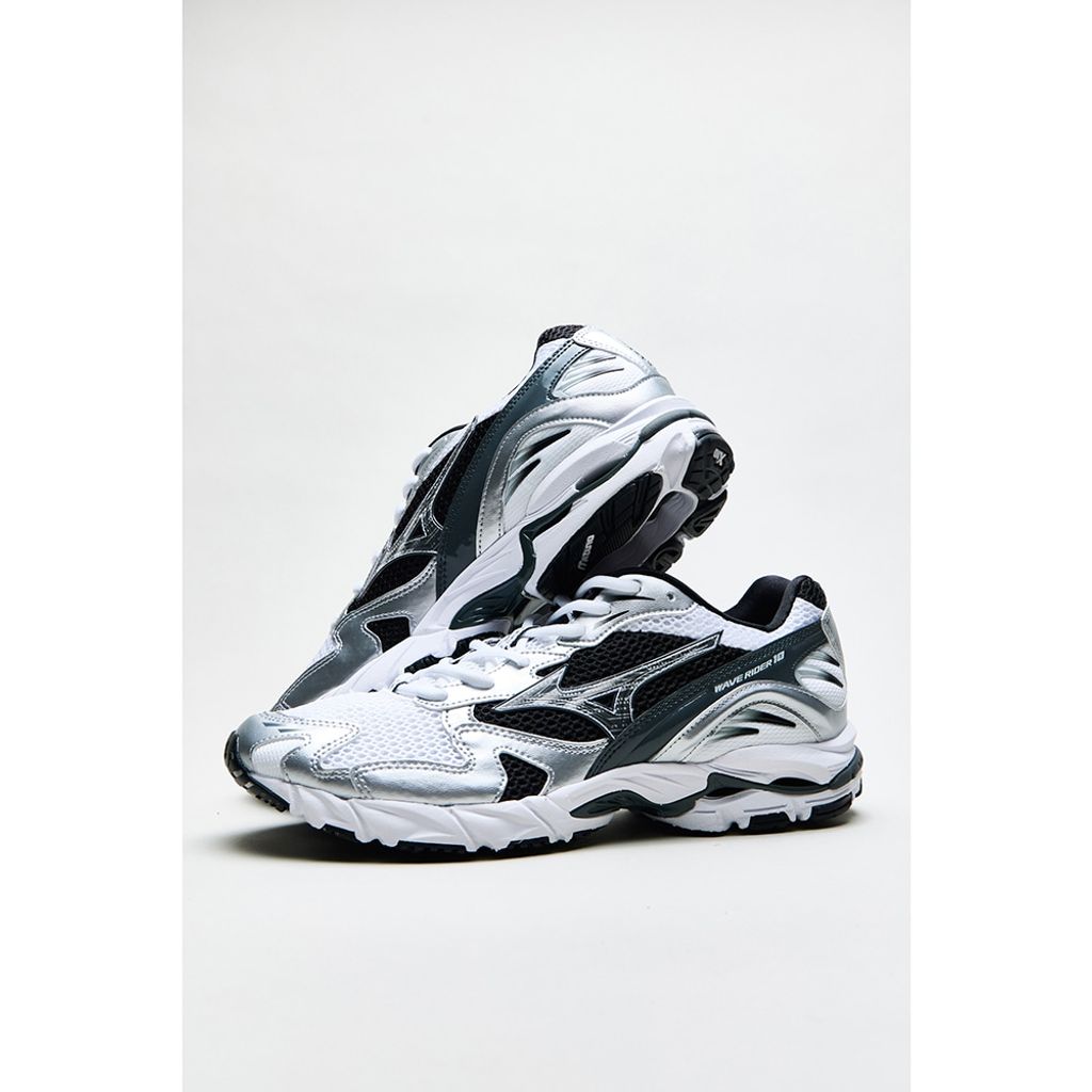 MIZUNO WAVE RIDER 10(ホワイト×ブラック×シルバー)