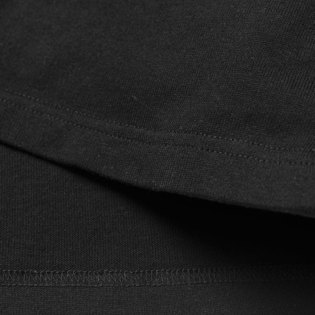 MADNESS BADGE(L) UNIFORM T-SHIRT