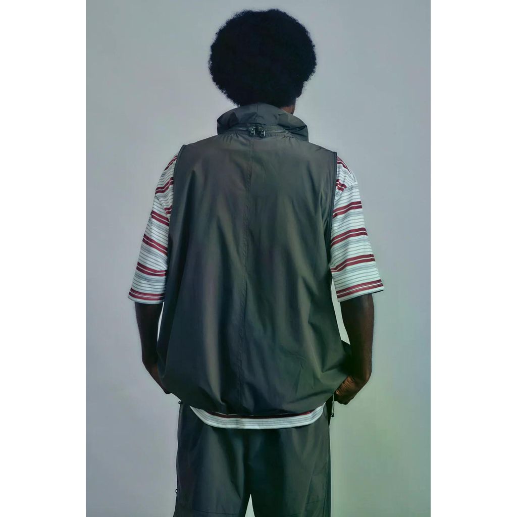 is-ness Technical Ventilation Vest
