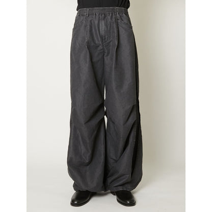 TAAKK TUCKED BALLOON DENIM