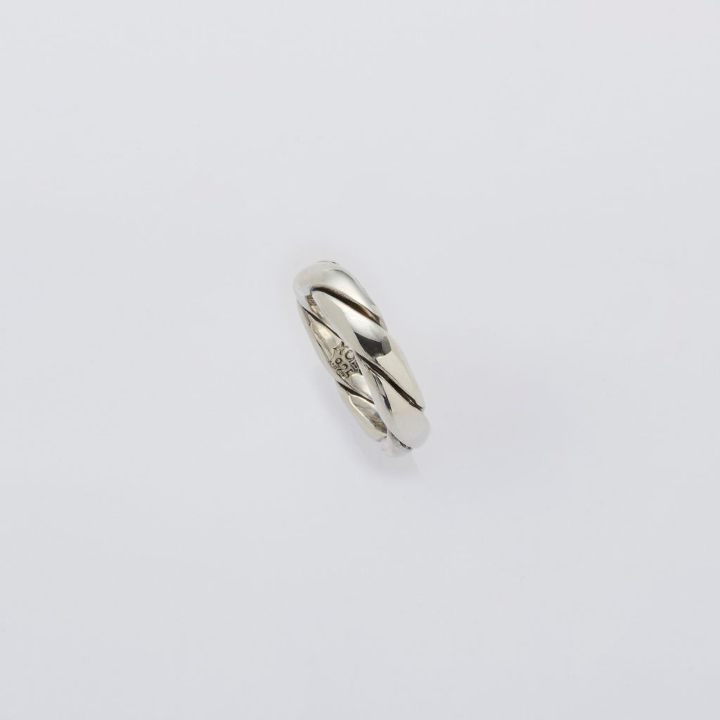 XOLO JEWELRY Single Twist Ring