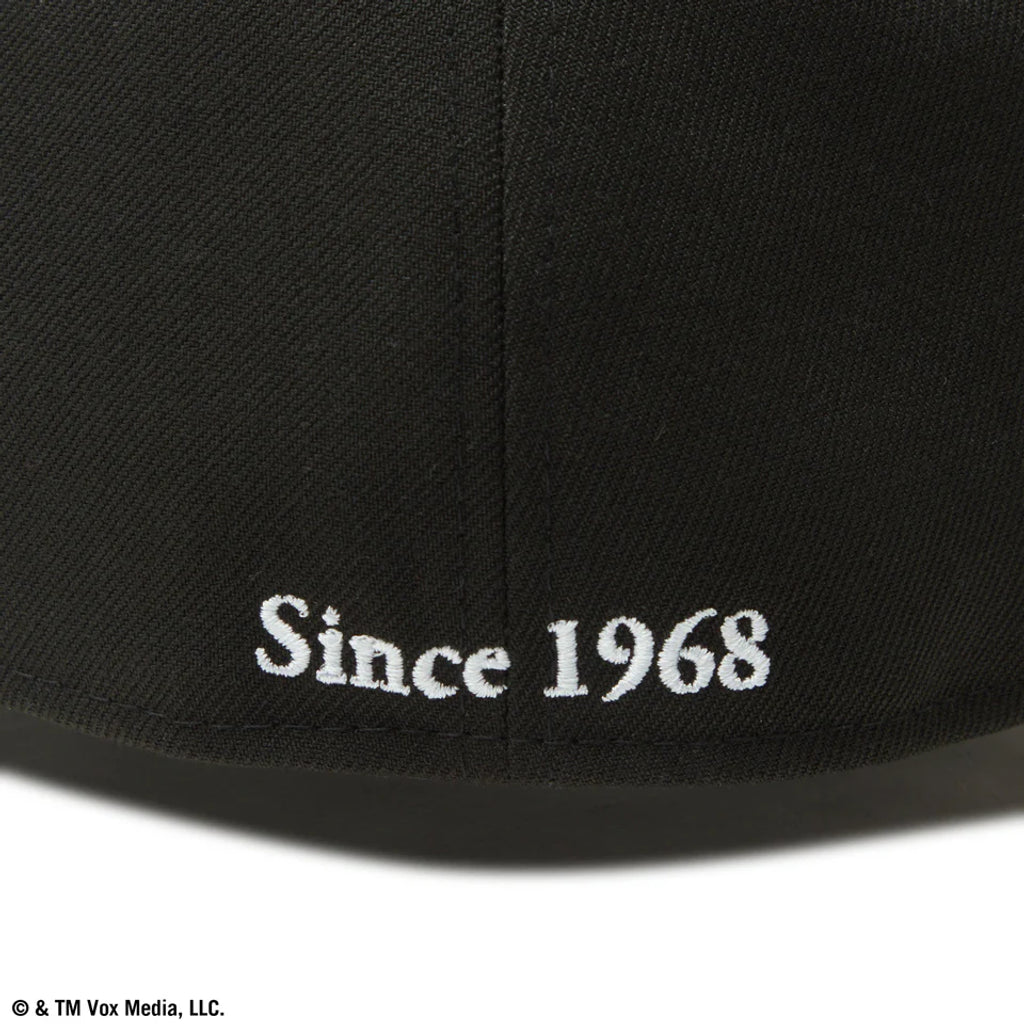 NEW ERA  59FIFTY New York Magazine ブラック × スノーホワイト