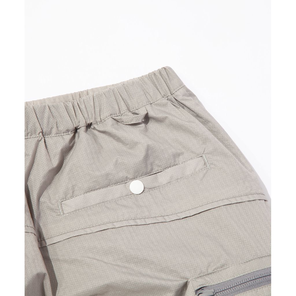 F/CE.  2.5 LAYER FEATURE ZIP SHORTS