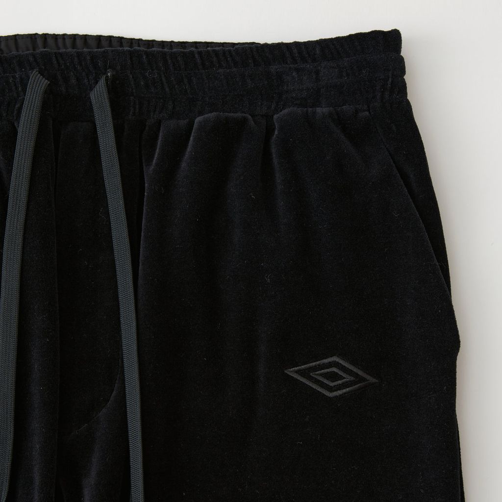 WHITE MOUNTAINEERING WM × UMBRO VELOUR PANTS