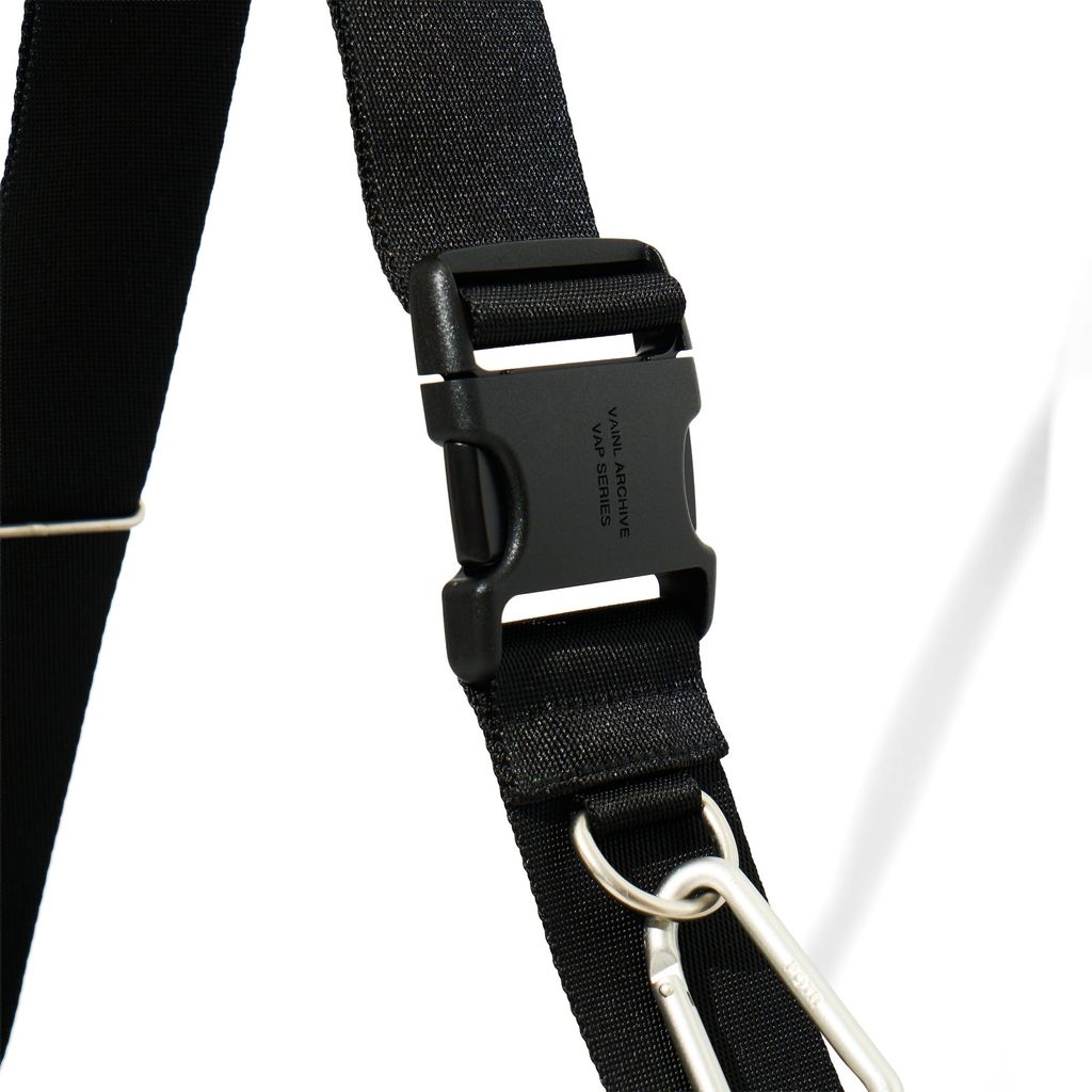 VAINL ARCHIVE POTR SHOULDER BAG