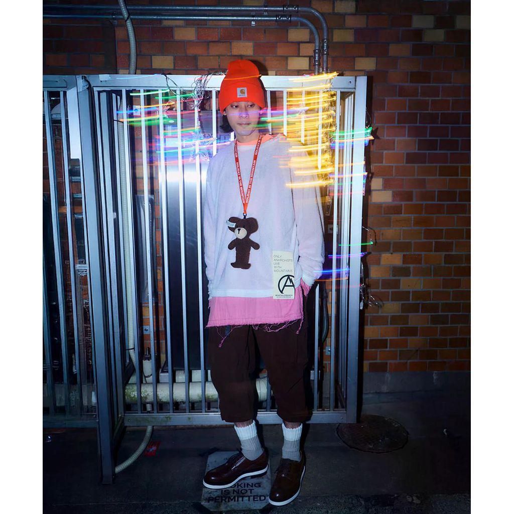 MOUNTAIN RESEARCH Holder