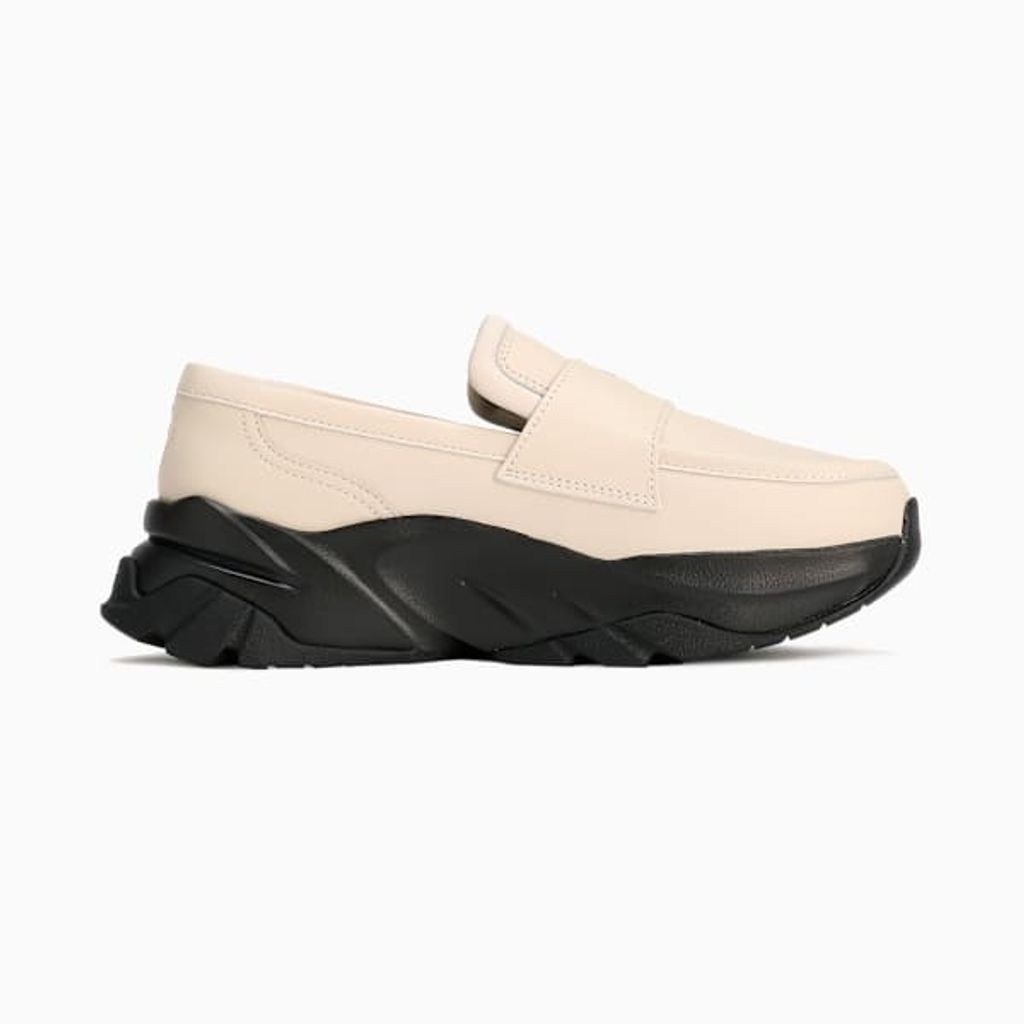 PUMA  ウィメンズ ローファー