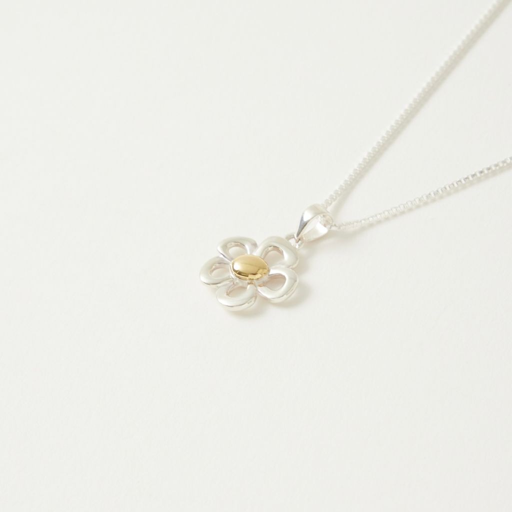 NICK GEAR  Flower necklace