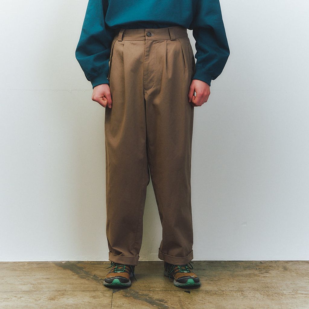 is-ness KERSEY STRAIGHT PANTS – MAROON WEBSTORE