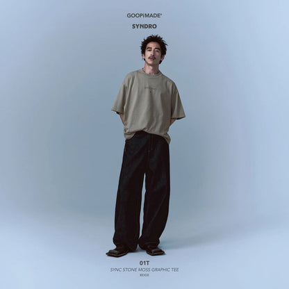 GOOPiMADE 01T-SYNC STONE MOSS GRAPHIC TEE