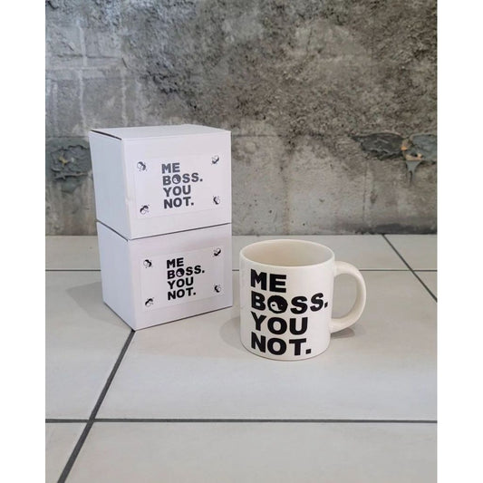 ※送料無料対象外品 VOO VOOMUG「ME BOSS YOU NOT」