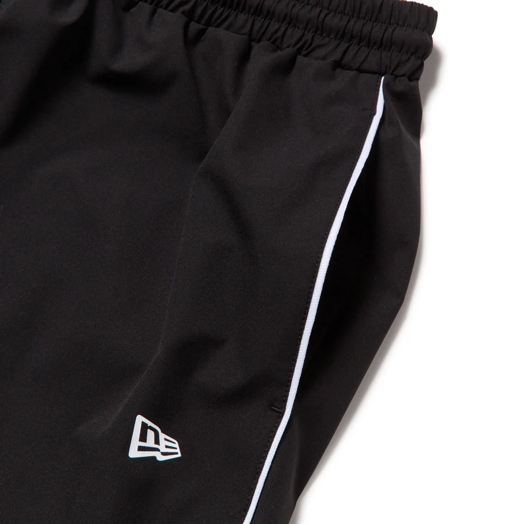 NEW ERA オーバーサイズド パイピング トラックパンツ PlayStation プレイステーション ブラック パフォーマンスアパレル  14693218