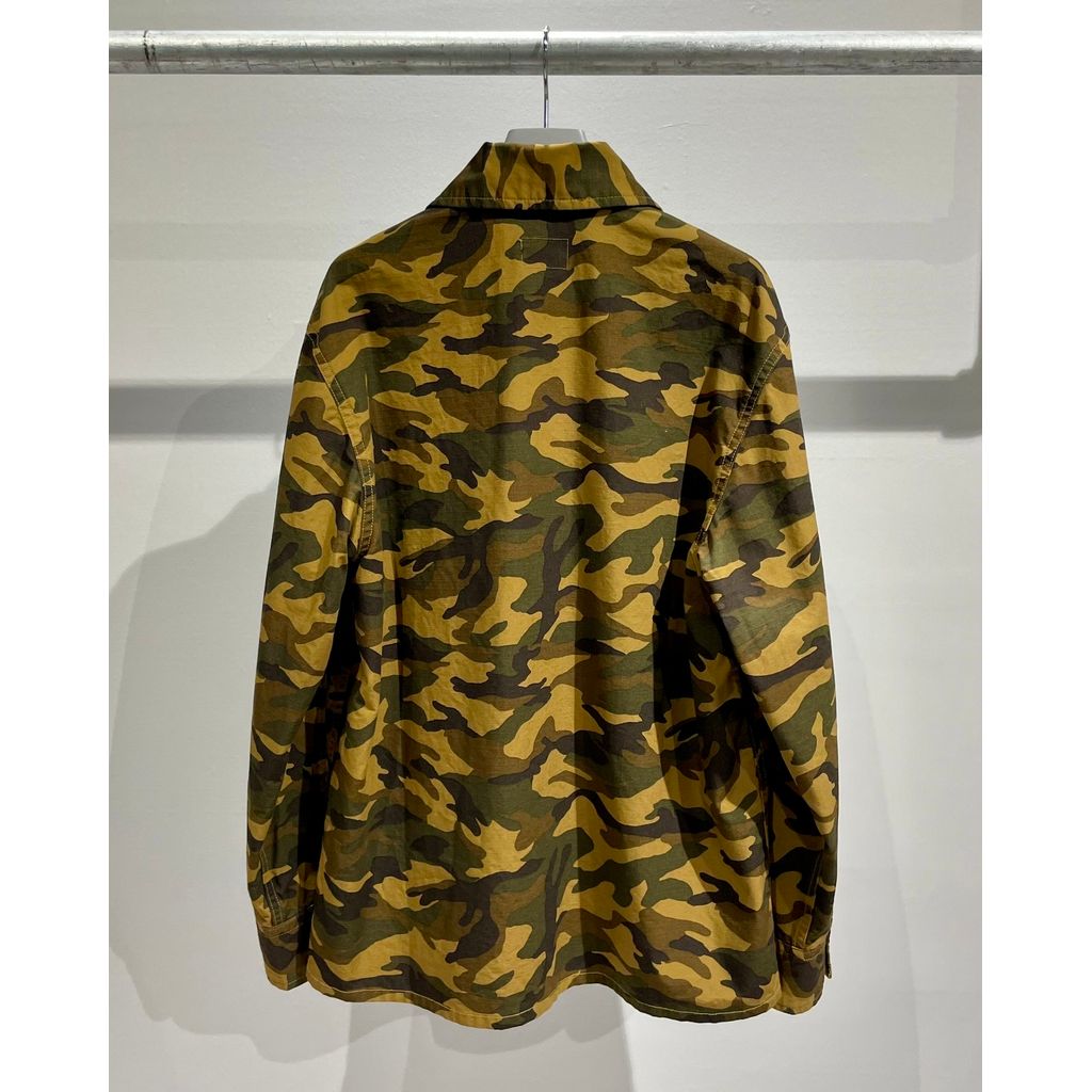 ANDFAMILYS MILITARY SHACKET -A.F.C.-