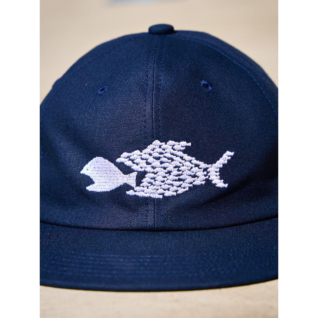GARBAGE HARD BRIM 6 PANEL CAP LOW (SOLIDARITY)