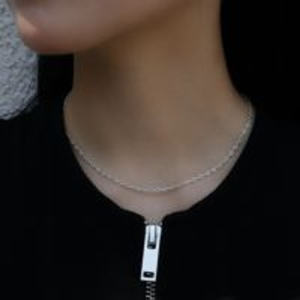 GARNI Anchor Chain Necklace - S – MAROON WEBSTORE