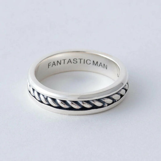 FANTASTIC MAN  RING 1042