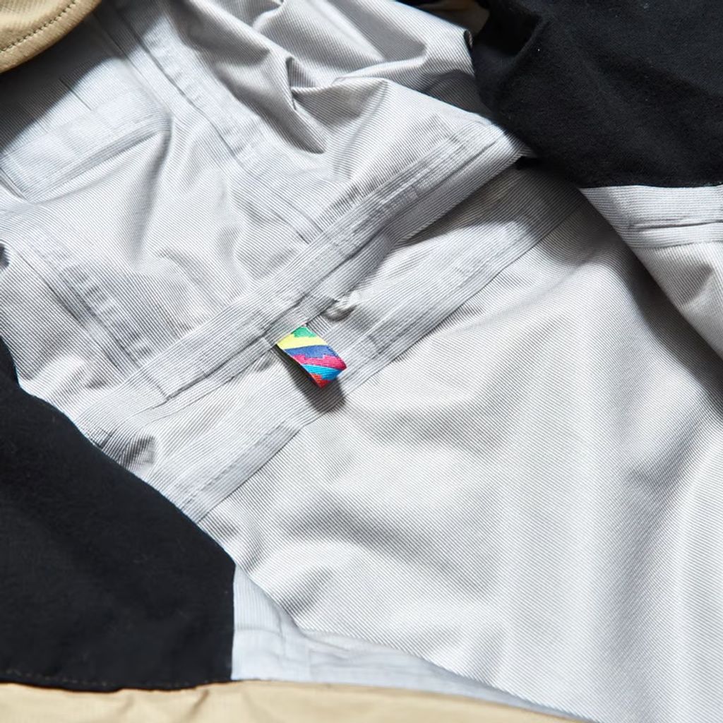 is-ness 3-LAYER TRANSFORMABLE JACKET – MAROON WEBSTORE