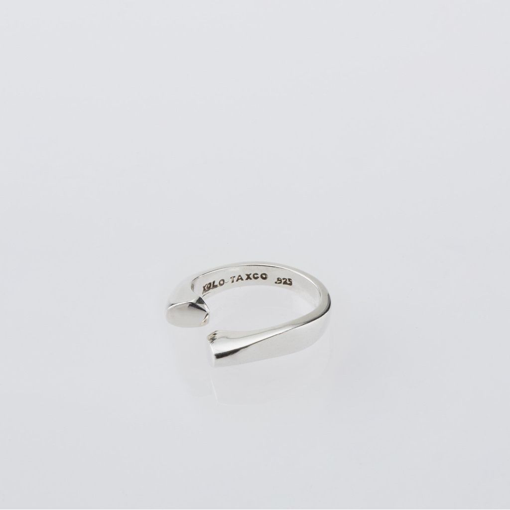 XOLO JEWELRY Dig Ring