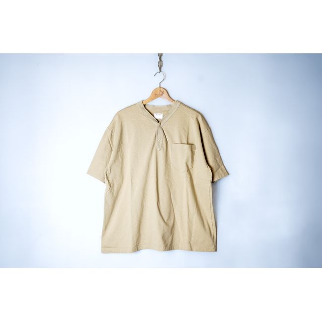 ANDFAMILYS Henley Neckline Tee