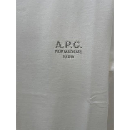 A.P.C. 刺繍入りTシャツ